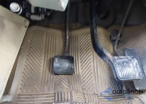 1990 Jeep Cherokee Pioneer z USA, uszkodzony, nr VIN 1J4FJ38L3LL128513